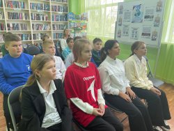 В небеса поднимались ангелы В небеса поднимались ангелы