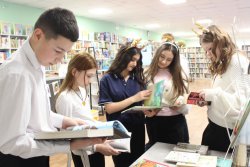 ����������