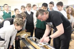 �. �. ��������� � �������������. �� ��������� �������