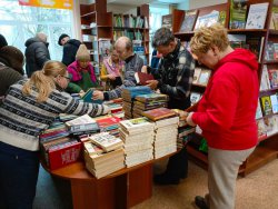 ����������