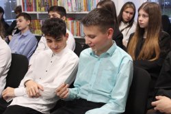 �. �. ��������� � �������������. �� ��������� �������