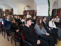 IX ������������� ����� �200 ����� ������: ����������� ������������