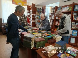 ����������