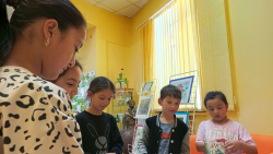 ����������